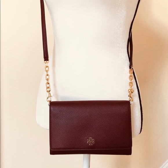 Tory Burch Handbags - Tory Burch Carter chain wallet crossbody